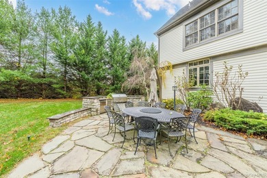 Top Syosset School District, Don't miss this wonderful better - photo 28