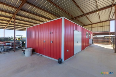 Eastgate Ranch is a premium, turnkey cattle and recreational - photo 30