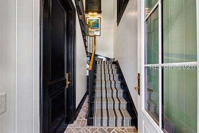 This spectacular home in Spanish Wells Plantation was - photo 46