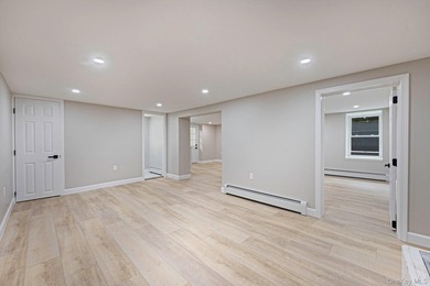 Welcome to 11 Mayfield Dr, Mastic Beach! This beautifully - photo 23