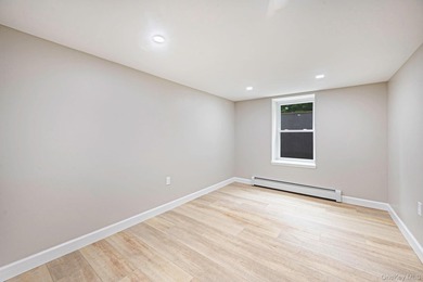 Welcome to 11 Mayfield Dr, Mastic Beach! This beautifully - photo 25