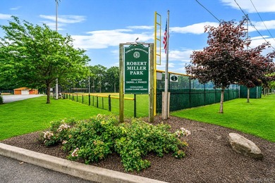 Welcome to 11 Mayfield Dr, Mastic Beach! This beautifully - photo 34
