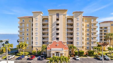 (private lake, pond, coastal) Condo For Sale in Palm Bay Florida