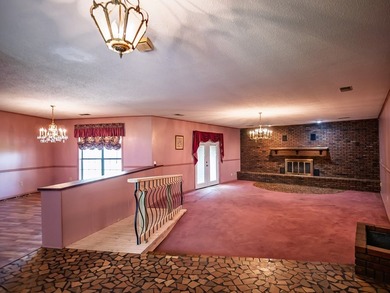 Nestled on 3.7 beautifully landscaped acres in North Mississippi - photo 4