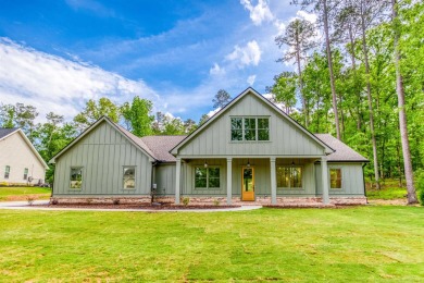 Lake Home For Sale in Greensboro, Georgia