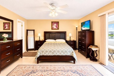 Beautifully renovated 1-bedroom, 1.5-bath condo in Century - photo 11