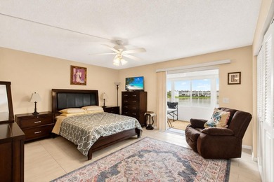 Beautifully renovated 1-bedroom, 1.5-bath condo in Century - photo 12