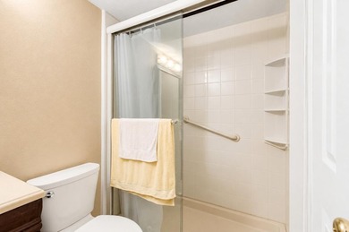 Beautifully renovated 1-bedroom, 1.5-bath condo in Century - photo 14