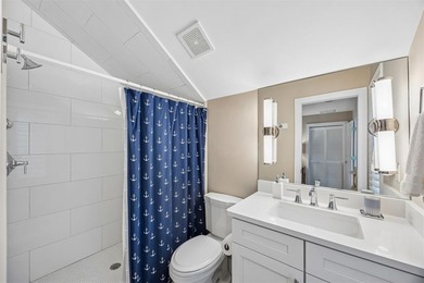 Welcome to a wonderful, fully renovated home - down to the studs - photo 33