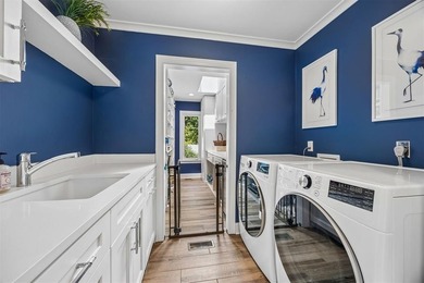Welcome to a wonderful, fully renovated home - down to the studs - photo 34