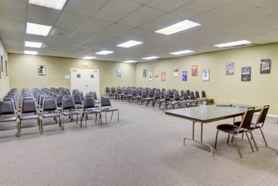 Beautifully renovated 1-bedroom, 1.5-bath condo in Century - photo 35