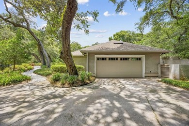 Welcome to a wonderful, fully renovated home - down to the studs - photo 50