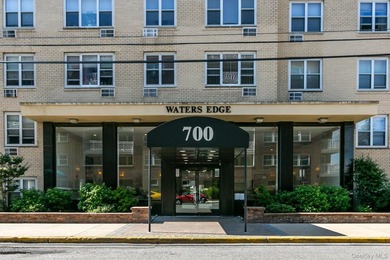 Live the Beach Lifestyle Year-Round at Waters Edge! Welcome to