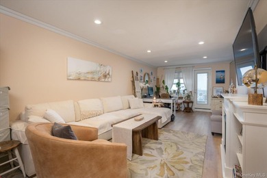 Live the Beach Lifestyle Year-Round at Waters Edge! Welcome to