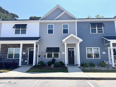 (private lake, pond, coastal) Townhome/Townhouse For Sale in Swansboro North Carolina