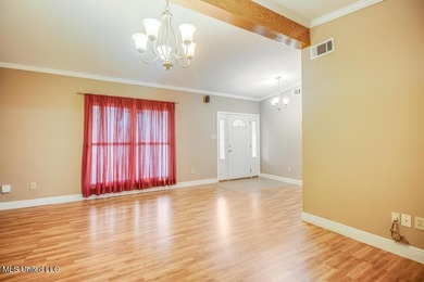 Just a couple of blocks from the beach and an easy walk to - photo 13