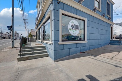 Mixed use Totally redone building done to code in 2018 roof - photo 1