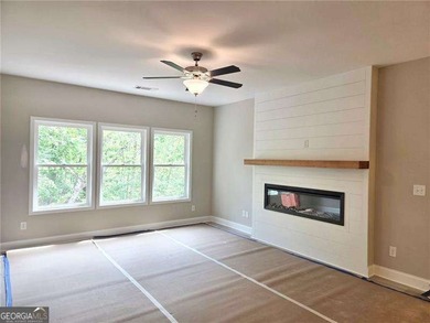 True Ranch Plan in the gated lake and golf community of Lake - photo 5