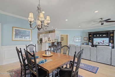 This beautiful custom home features one of the very best - photo 15