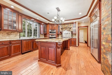 Freshly painted custom estate with a 3-car garage, offering an - photo 17
