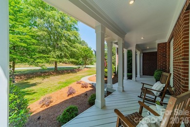 Tucked away on a quiet cul-de-sac, this beautifully updated home - photo 5