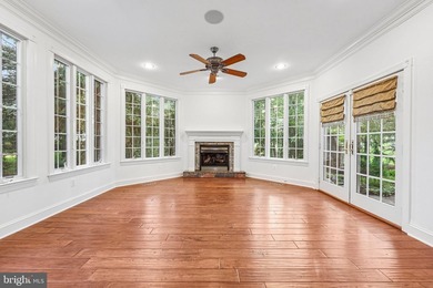 Freshly painted custom estate with a 3-car garage, offering an - photo 26