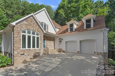 SOMERSET LAKE NORMAN!! This well-maintained home is situated on - photo 1