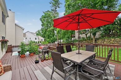 Welcome home to this beautifully updated gem in one of Norwalk's - photo 31