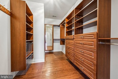 Freshly painted custom estate with a 3-car garage, offering an - photo 46