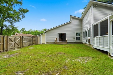 Welcome to 11 Glengary Ct, a beautifully updated pool home - photo 47
