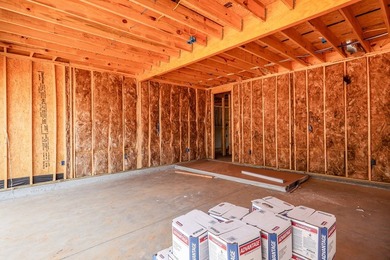 Beech plan with a main level master & each bedroom having a - photo 3