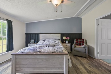 $10,000 credit towards rate buydown or closing costs & 1 year - photo 11