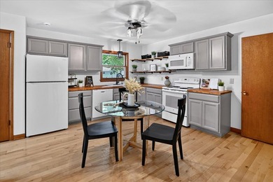 Incredible value awaits the new owner of this Northside ranch - photo 15