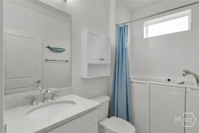 PRIVATE POOL - LAGOON-TO-WOODED VIEWS - ELEVATED FINISHES - - photo 19