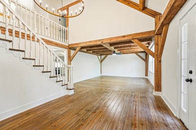 Looking for space for a large family or the perfect in-town - photo 19