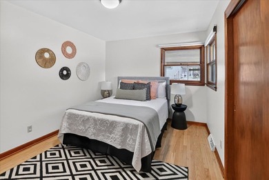 Incredible value awaits the new owner of this Northside ranch - photo 19