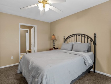 Welcome to lake living on beautiful Lake Bowen, where - photo 21