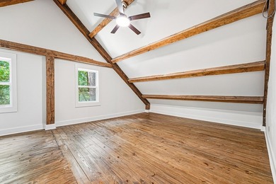 Looking for space for a large family or the perfect in-town - photo 25