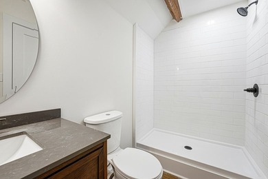 Looking for space for a large family or the perfect in-town - photo 31