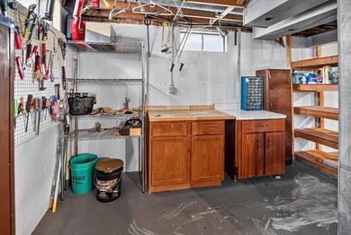 Incredible value awaits the new owner of this Northside ranch - photo 32