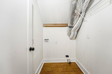 Looking for space for a large family or the perfect in-town - photo 36