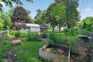 Incredible value awaits the new owner of this Northside ranch - photo 37