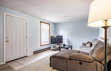 North Deering ! Looking for low maintenance ? This is the place - photo 4