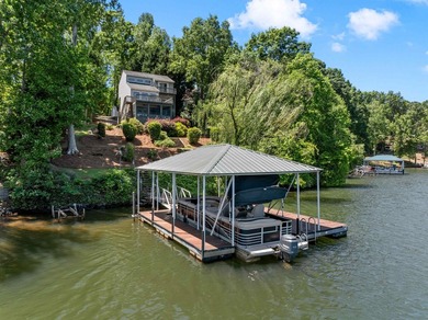 Welcome to lake living on beautiful Lake Bowen, where - photo 44