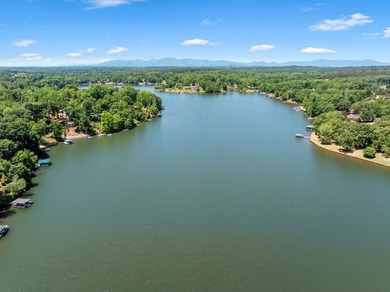Welcome to lake living on beautiful Lake Bowen, where - photo 48