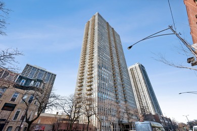 Lake Michigan - Cook County Condo For Sale in Chicago Illinois