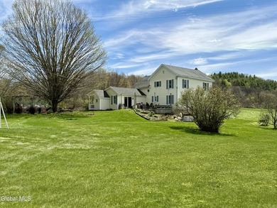 Nestled in the scenic countryside of Argyle, this one-of-a-kind - photo 11