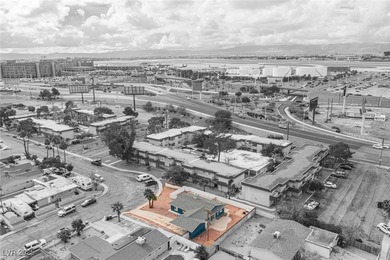 UPDATED SINGLE-STORY POOL HOME NEAR THE STRIP! NO HOA**This