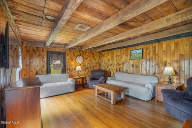 Nestled in the scenic countryside of Argyle, this one-of-a-kind - photo 30