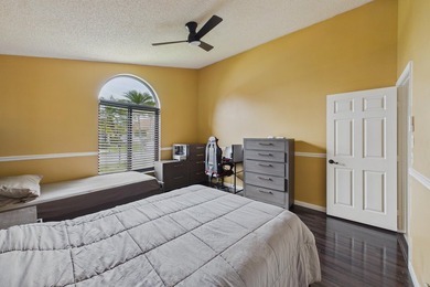 Your dream home awaits! This remarkable 3-bedroom, 2-bath split - photo 31